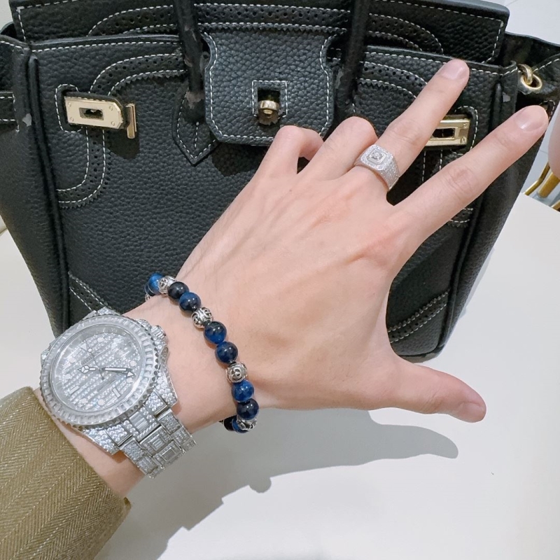 Gvc*1 bracelets